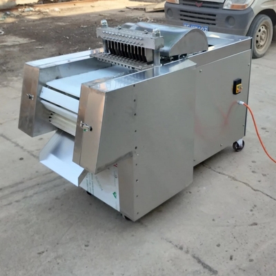 Máquina congelada de la elaboración de la carne del pollo para cortar los huesos animales