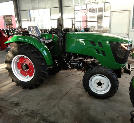 tractores de granja de la distancia entre ejes de 2010m m pequeños 4x4 Mini Tractor For Agriculture Multifunctional