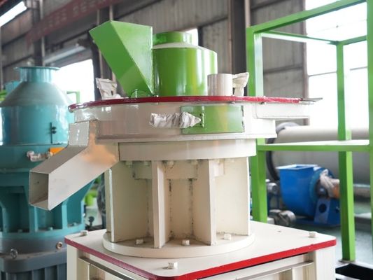 La madera de acero inoxidable 4Cr13 granula el cacahuete Shell Grass Pellet Maker 0.8t/H de la máquina