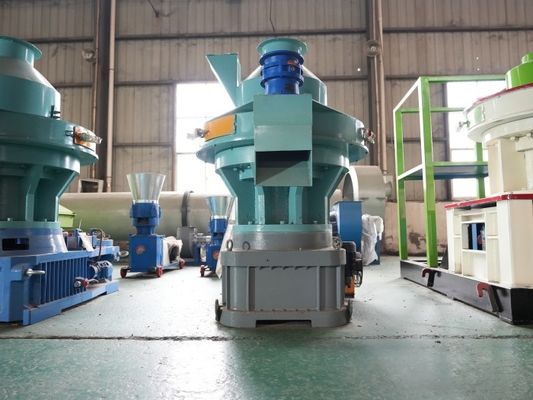 partícula de Chip Wood Pellets Machine Cylindrical de la hoja de 4m m 8m m para el coco Shell