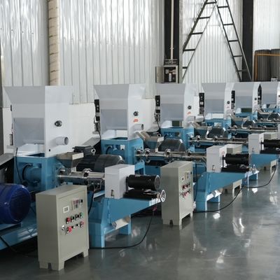 pequeña pelotilla de la comida de pescados 500kg/H que hace la máquina 2.2kw que corta poder