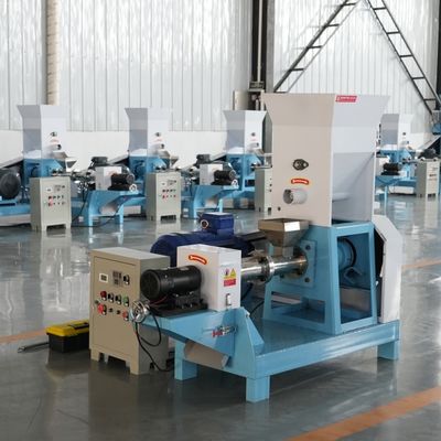 pequeña pelotilla de la comida de pescados 500kg/H que hace la máquina 2.2kw que corta poder