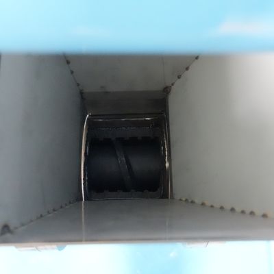 pequeña pelotilla de la comida de pescados 500kg/H que hace la máquina 2.2kw que corta poder