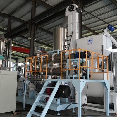 cadena de producción flotante de la alimentación de los pescados de las aves de corral de los 22*2*4m 0,5 a 6Ton/H