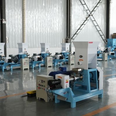 Cadena de producción completa de la máquina del proceso del alimento para animales de la alimentación de la pelotilla de Cat Dog Float Fish Mill