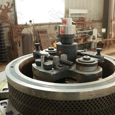 MIKIM 2.5m m mueren la escala 900kg/H de Chip Wood Pellets Machine Small