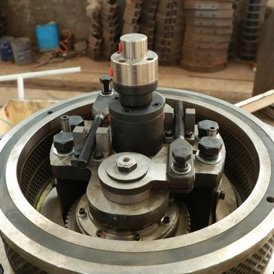 Pequeña pelotilla de madera Mills Home Use 600kg/H 400kg/H de la alimentación respetuoso del medio ambiente