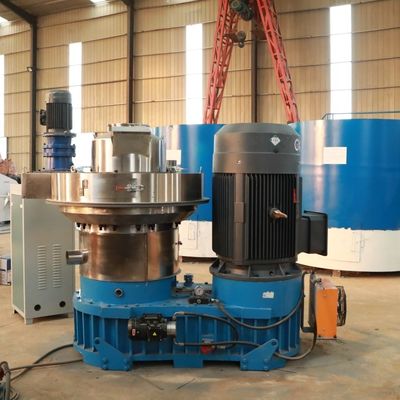 La línea madera del molino de la pelotilla de la picea de la biomasa del CE granula la máquina 800-1000kg/h