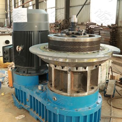 Acero usable antioxidante de madera de la máquina 0.2t/H de las pelotillas de Biomas de la alimentación de las aves de corral de MIKIM