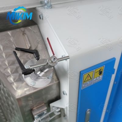 Pequeña máquina automática de la pelotilla de la alimentación de las aves de corral BH-125 para el hogar económico de energía